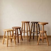 Taboret sosnowy półbarowy DREWAL wysokie-taborety-meble-drewal.jpg